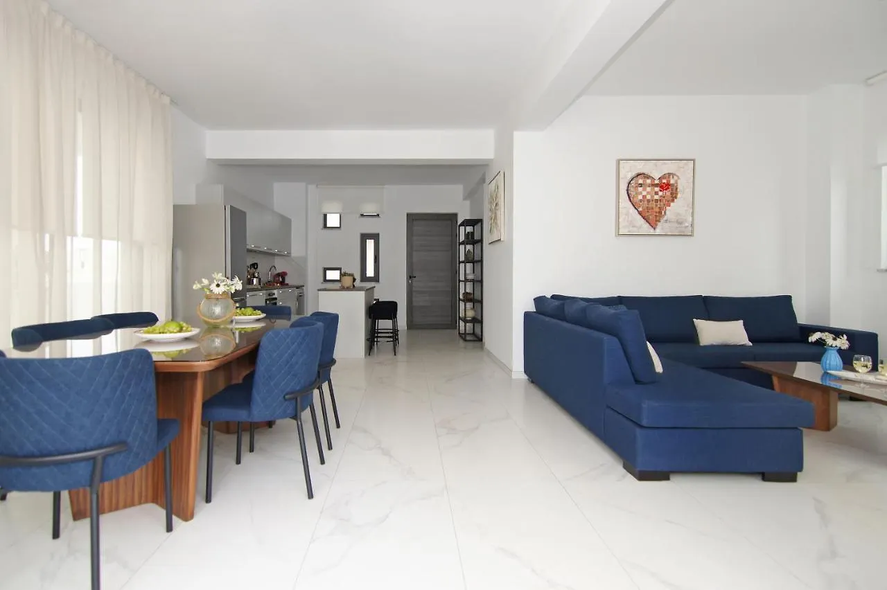 Villa Queen Alexandra Protaras 0*,